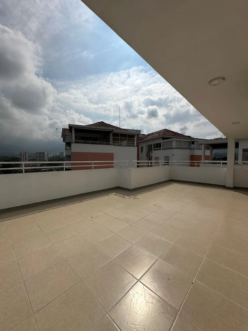 Venta Penthouse, Condominio Mediterrane, Santorini - Floridablanca - Imagen 15