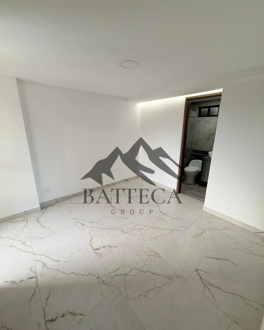 Hermoso apartamento a una cuadra del parque principal - Imagen 12