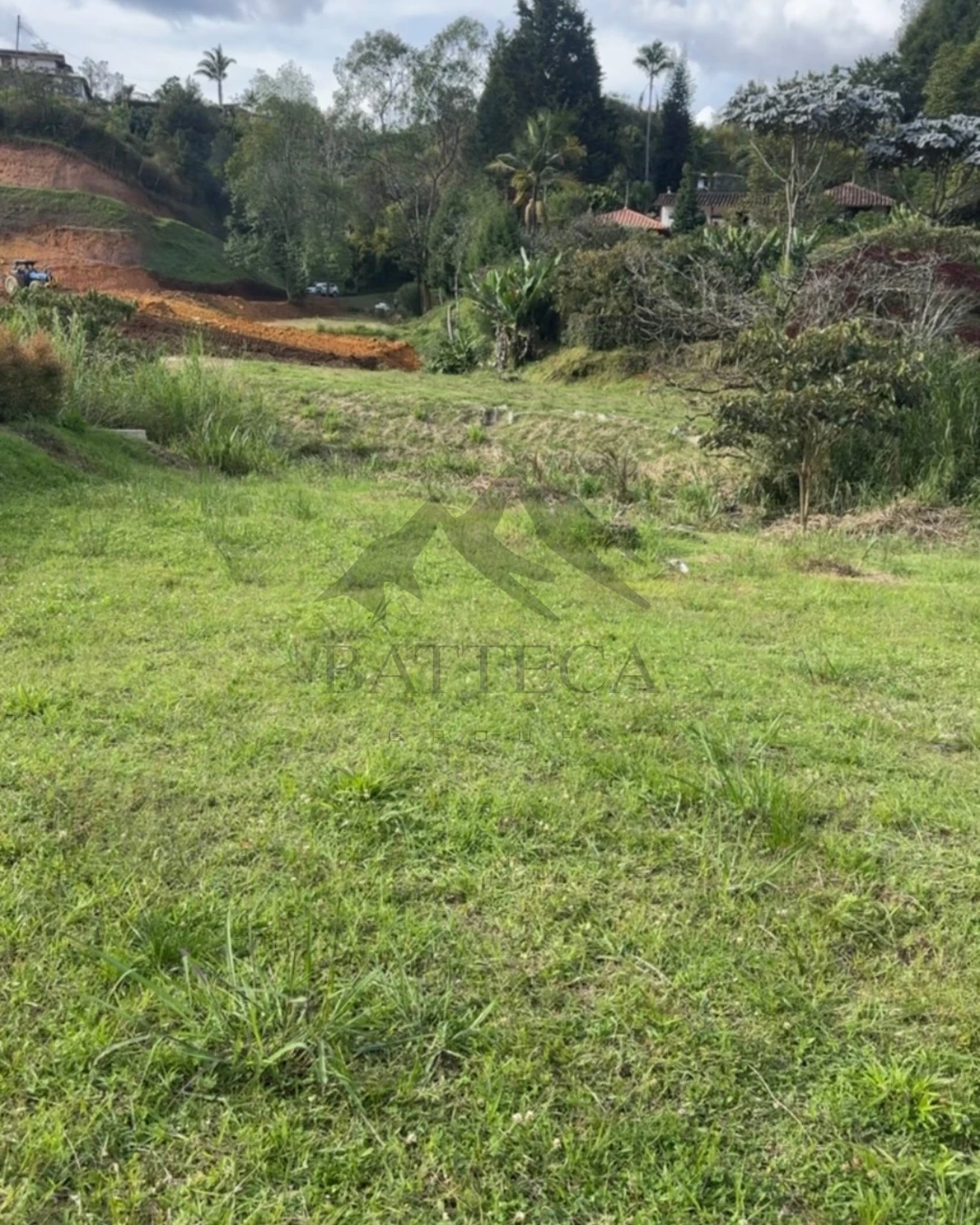 Lote en unidad cerrada - Imagen 3