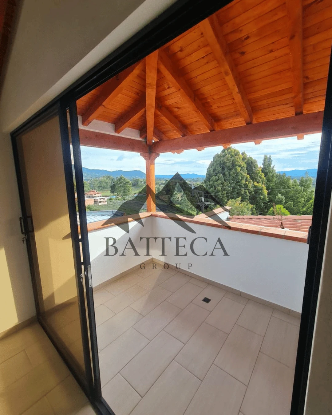 Tercer piso con mansarda - Imagen 7