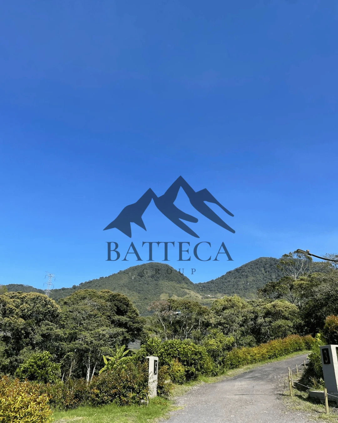 Lote en exclusiva parcelación - Imagen 2