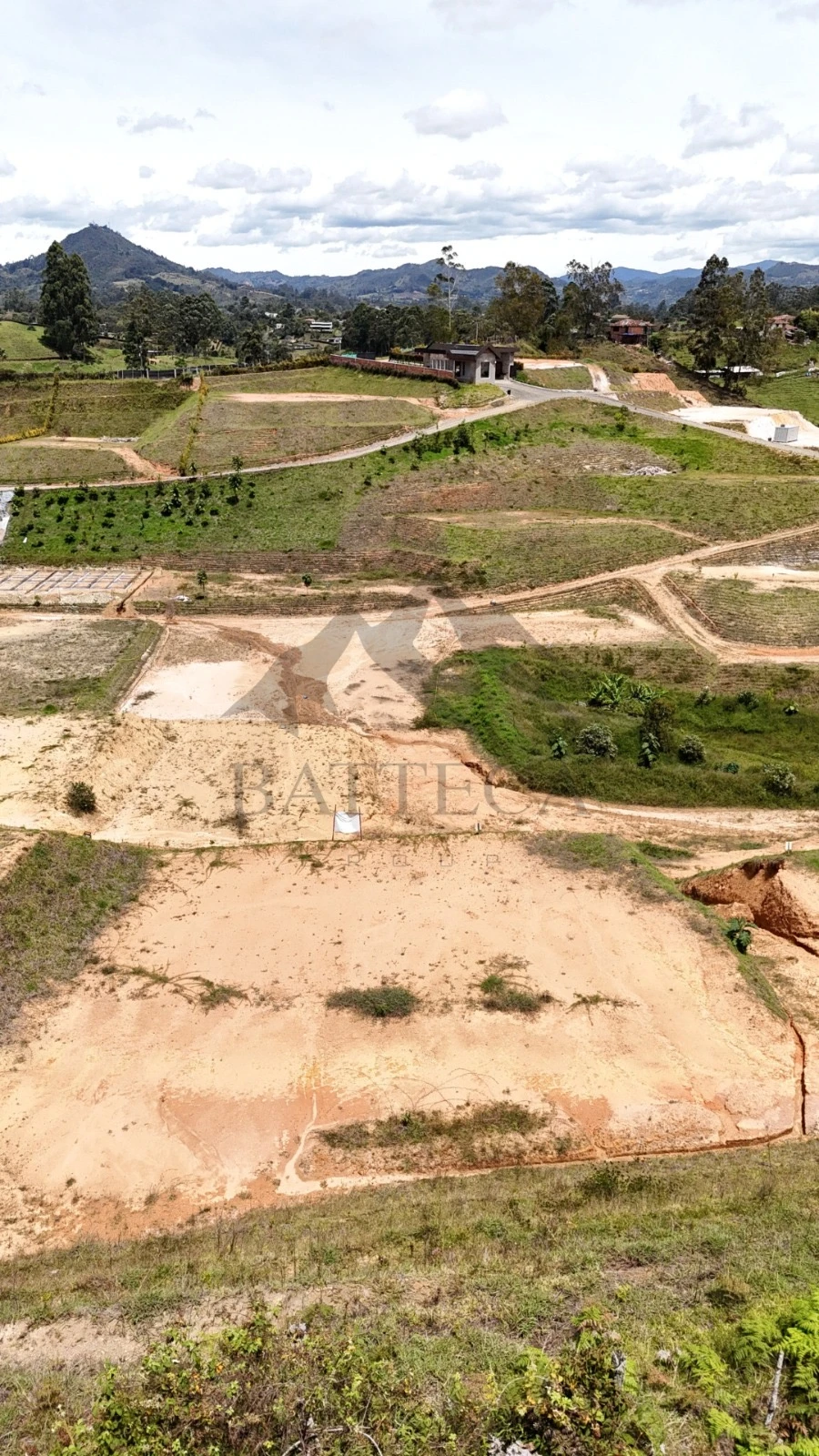 Lotes en exclusiva parcelación  - Imagen 4