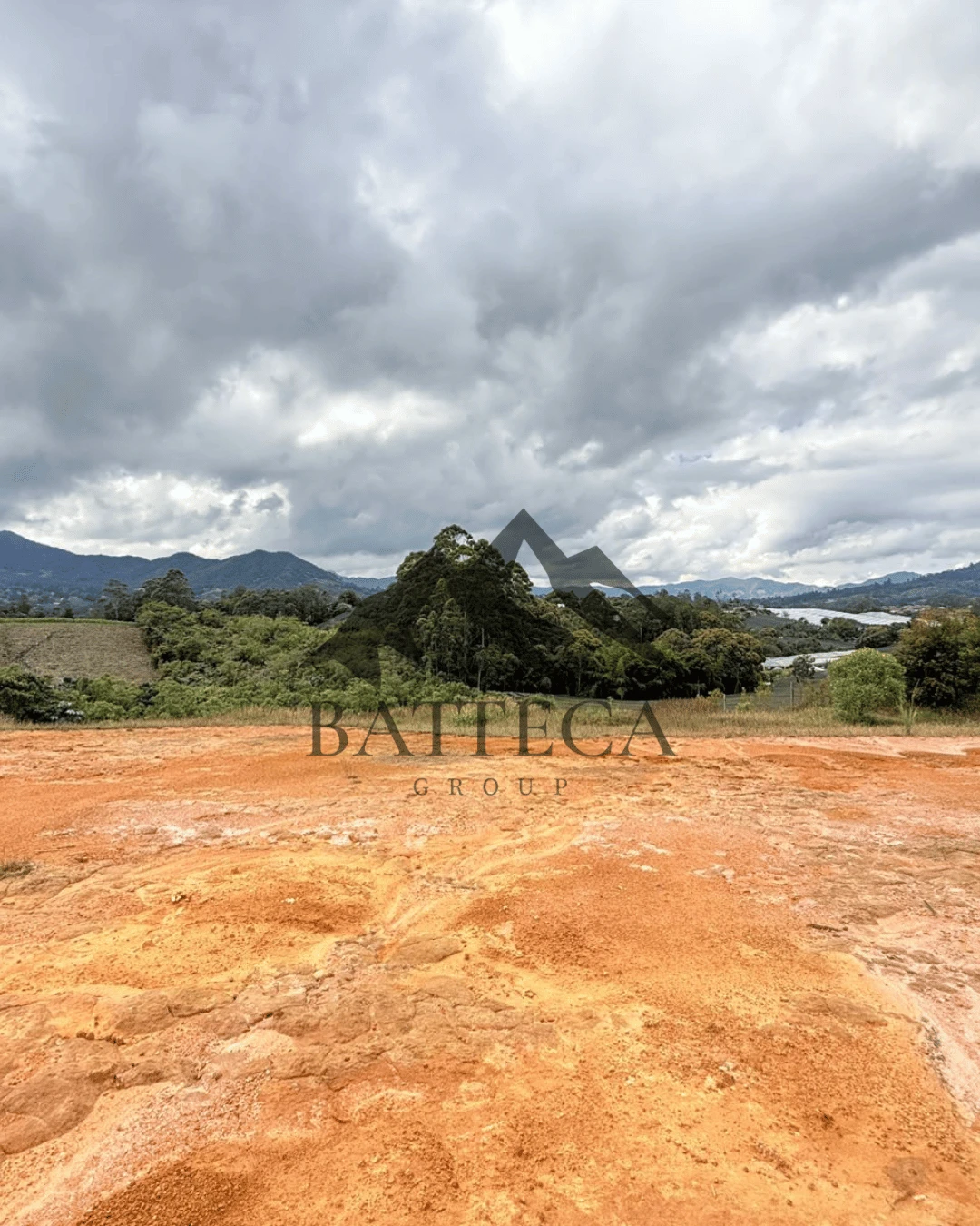 Lote con excelente topografía  - Imagen 2