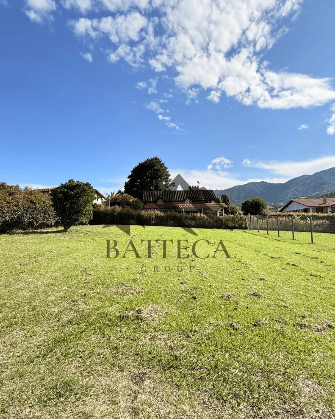 Lotes en condominio cerrado en venta - Imagen 2