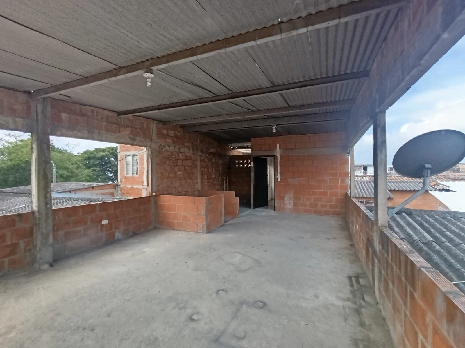 Casa de tres pisos en alquiler ciudad del campo - Imagen 9