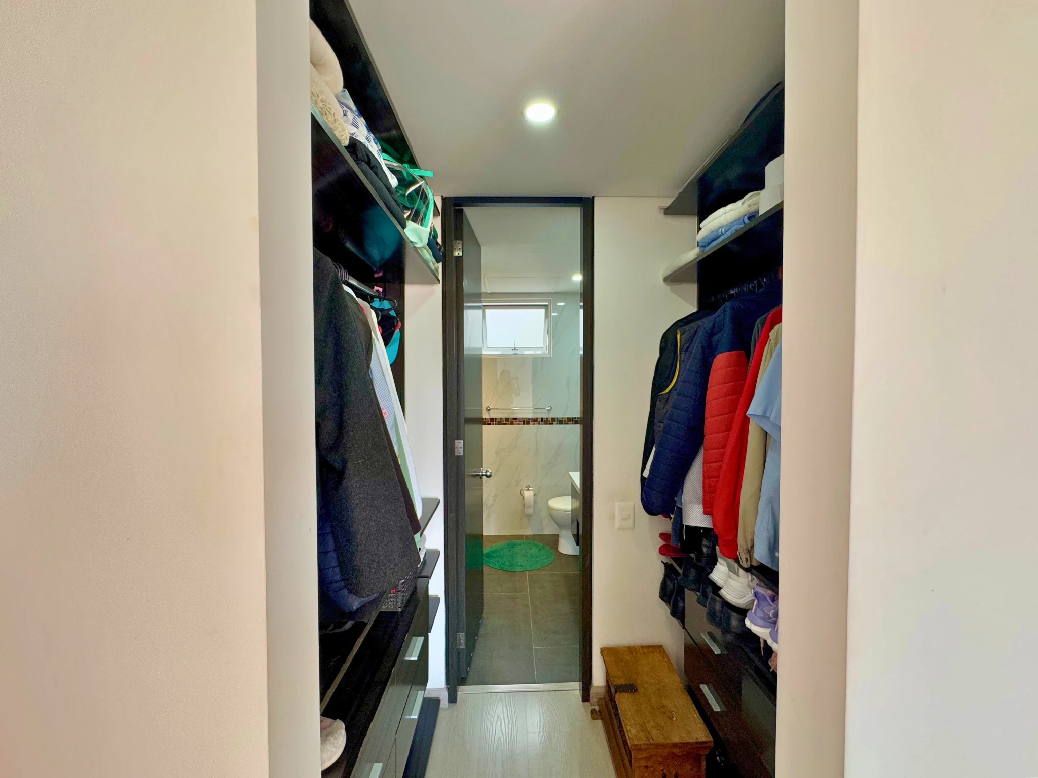 Vendo moderno apartamento en Chía con vista despejada - Imagen 2