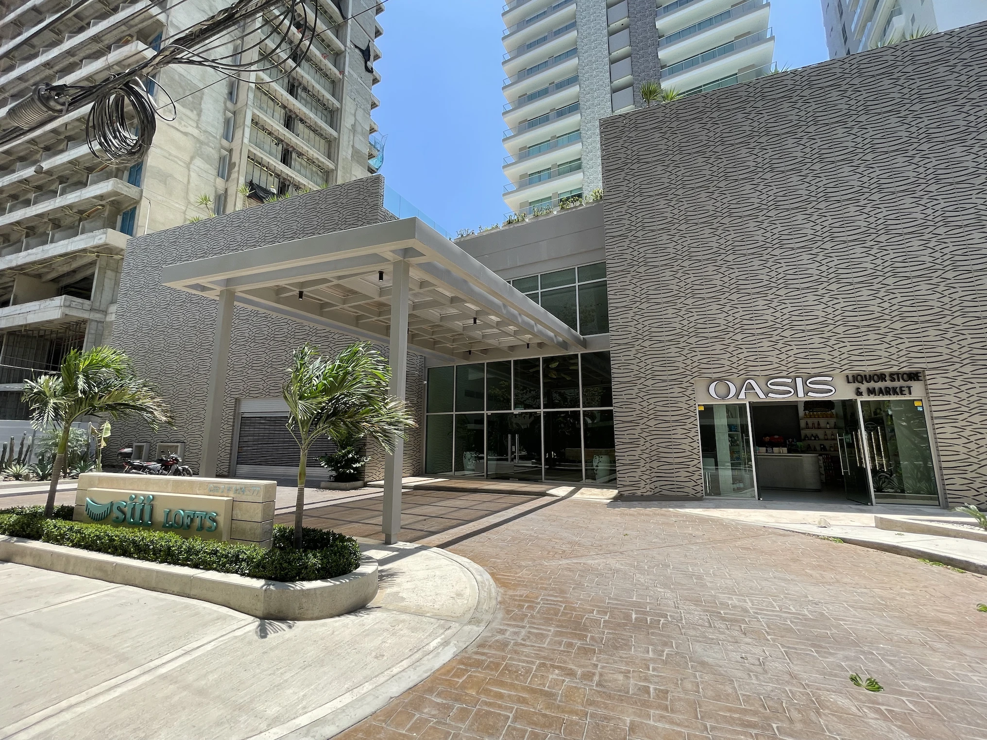Valorización permanente, inversión de alta rentabilidad. Exclusivo Loft de Lujo en bello horizonte Segunda linea de mar a 50 mts de una de las mejores playas del caribe, con excelentes vistas, en el piso 16 y acabados premium, totalmente dotado para rentas cortas. Haga realidad el sueño de tener una propiedad rentable muy cerca del mar!