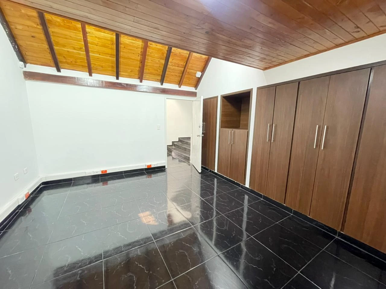Venta Casa Independiente Comercial o Vivienda - Altos de Pan de Azúcar, Bucaramanga - Imagen 5