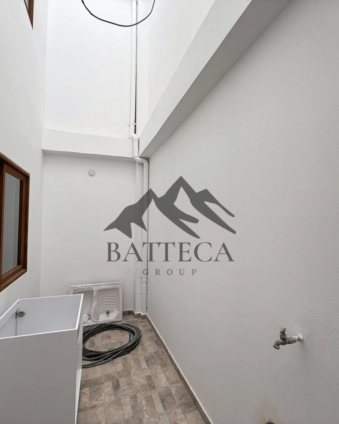 Primer piso esquinero en venta - Imagen 11