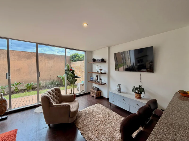 Vendo casa en Chía con terraza 