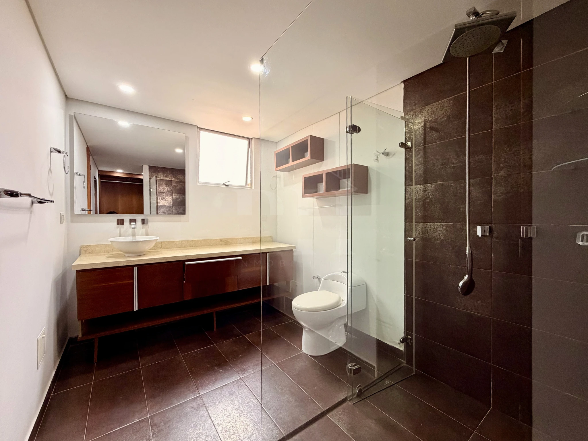 Vendo casa de tres niveles en Pinares Chía - Imagen 11