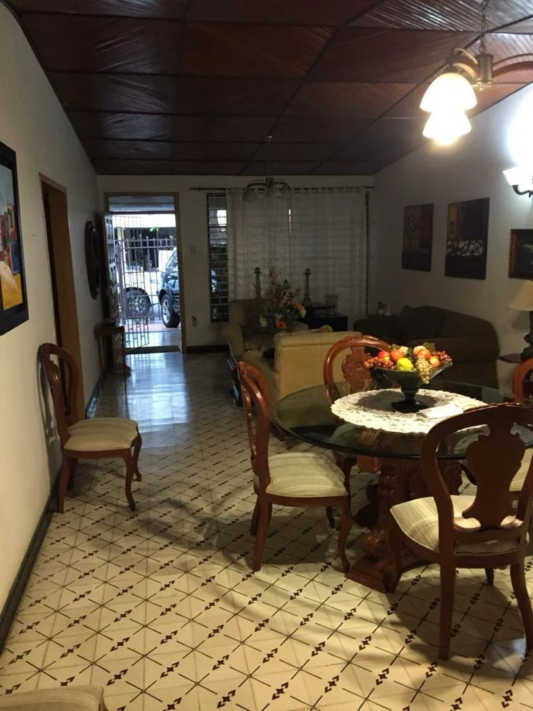 Casa amplia en venta en El Jardín – Santa Marta | 334 m² - Imagen 3