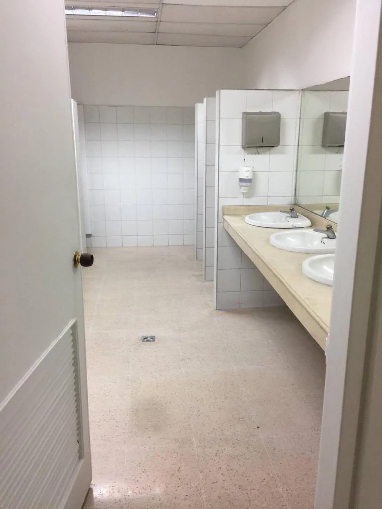 Arriendo Local en Acropolis, Donde funcionaba AMB-Bucaramanga - Imagen 6