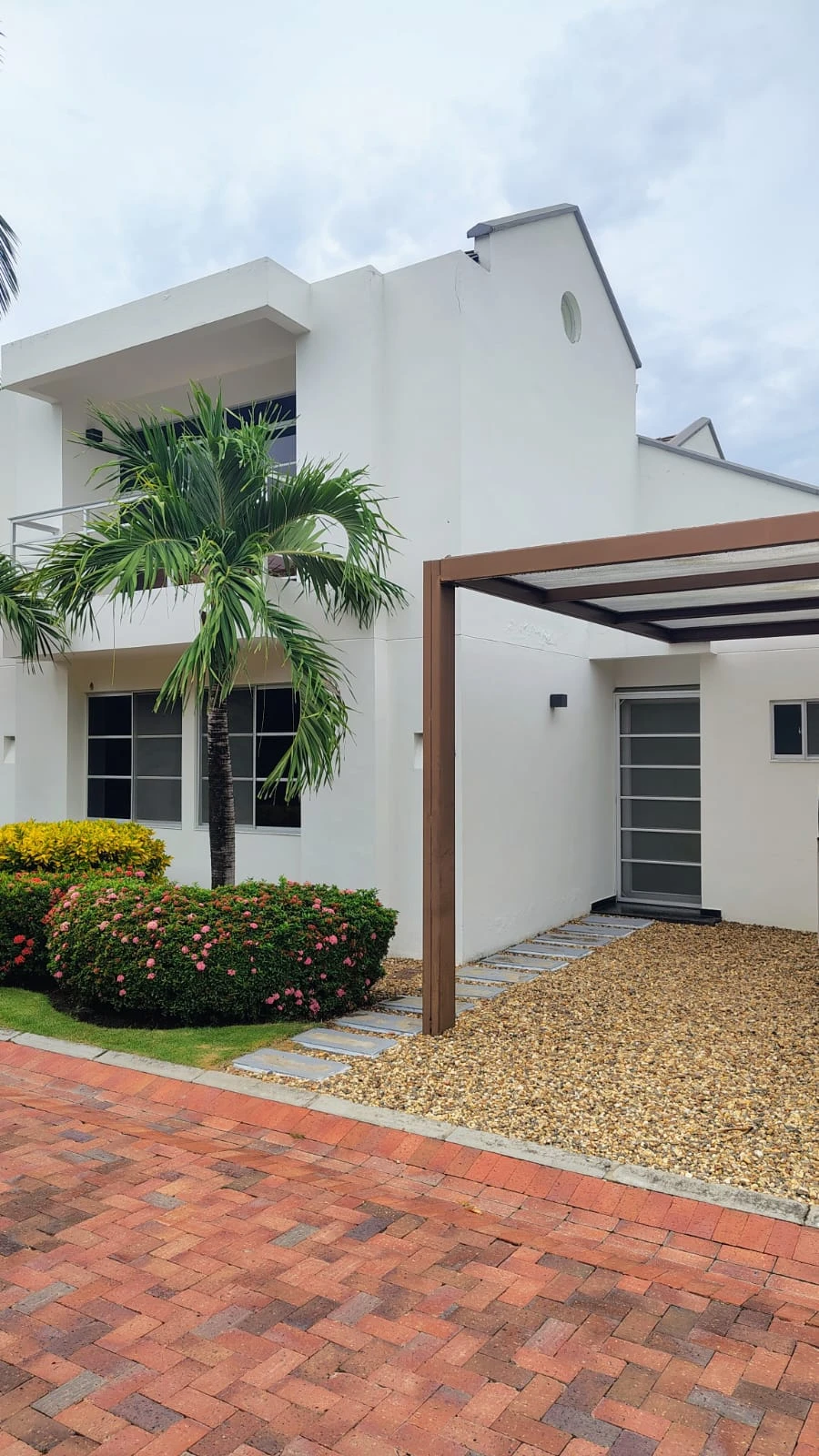 Casa Campestre Exclusiva en Ricaurte | Privacidad, confort y alta valorización