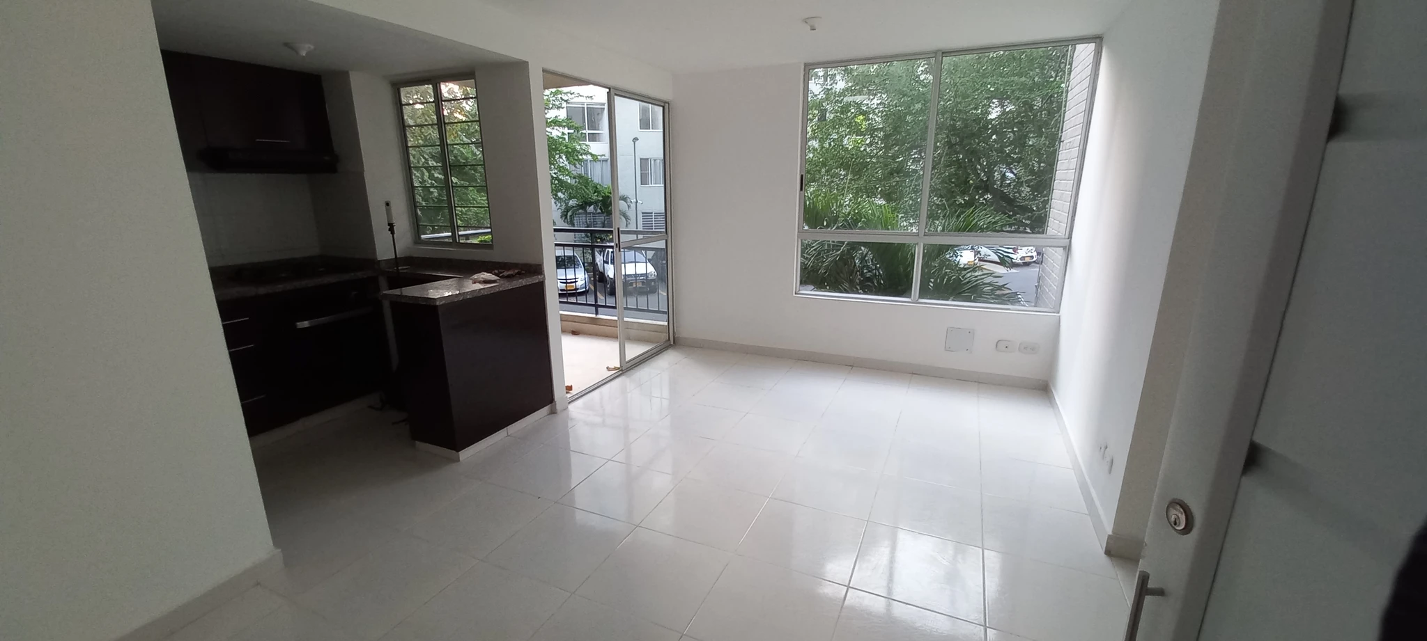 HERMOSO APARTAMENTO SUR DE CALI BARRIO BOCHALEMA
