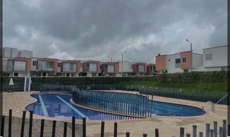 🏡🔥 ¡BAJÓ DE PRECIO! CASA EN VENTA EN GALICIA – CERRITOS 🔥🏡