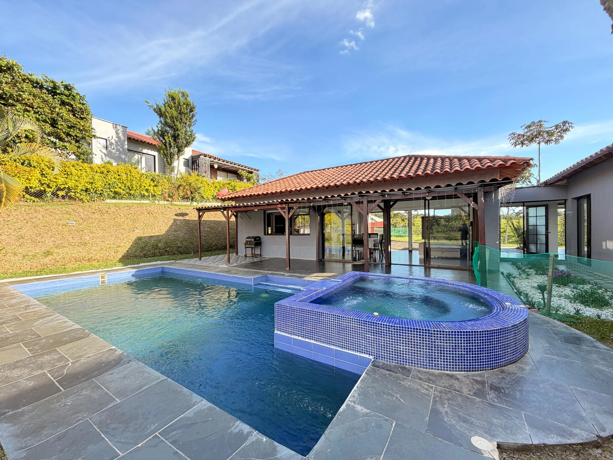 Casa campestre en arriendo sector cambia Pereira