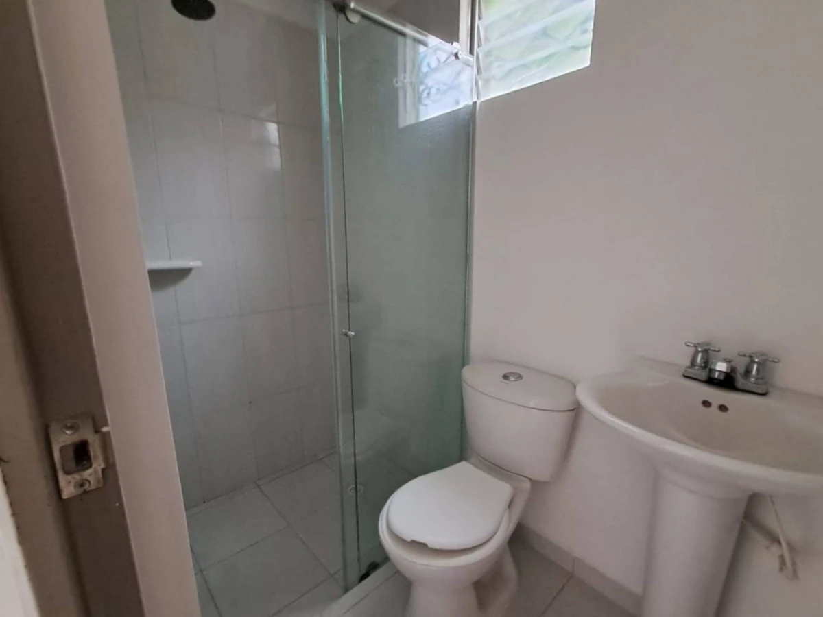 Casa en renta esquinera sector villavento Dosquebradas Casaki
