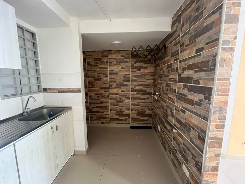 Apartamento en venta en Altos de Caribe Verde, piso 1