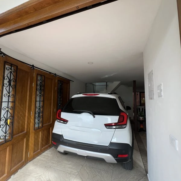 Se vende casa unifamiliar de tres niveles - El Carmen de Viboral