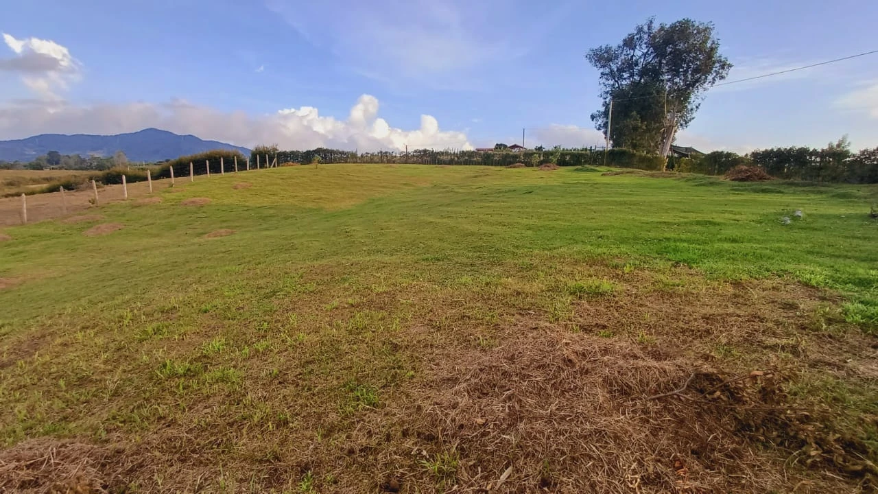 Lote en venta Alto Grande