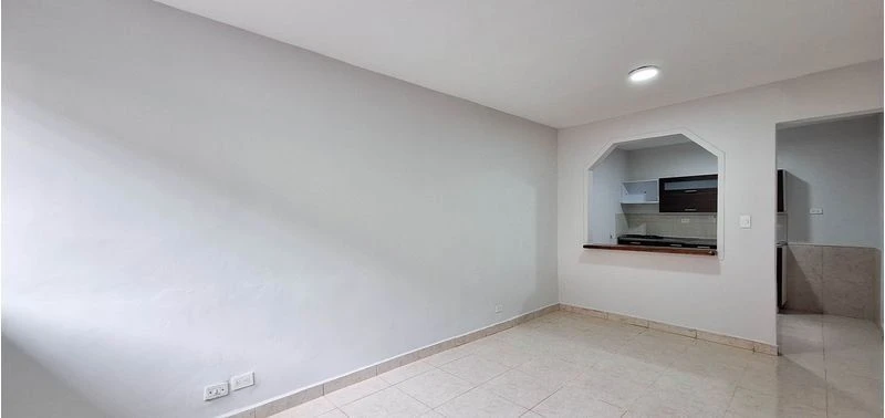 Casa primer piso Caicedo Medellín