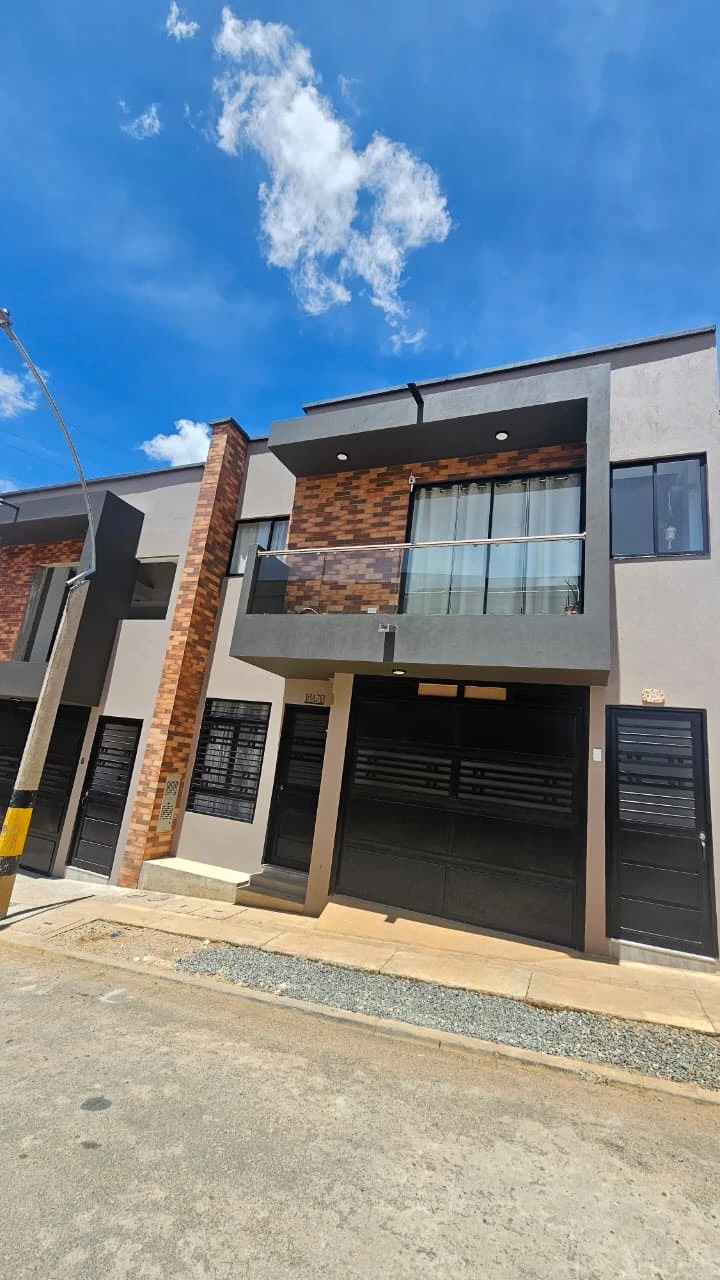 Se vende segundo piso + mansarda - El Carmen de Viboral