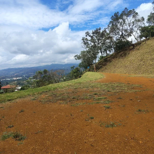 Se vende lote en guarne la clara 