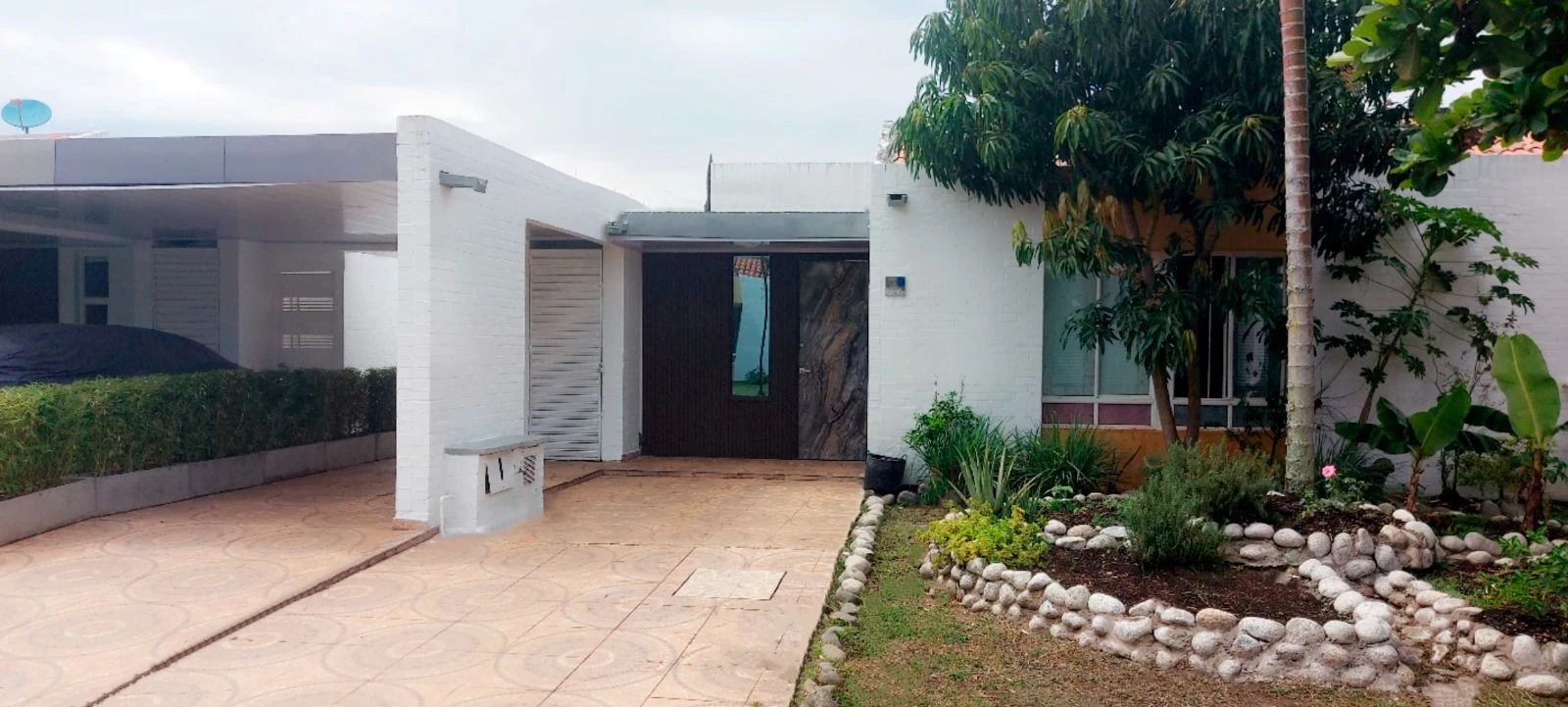 CASA DE 1 PISO EN VENTA – EL CASTILLO Casa de 1 piso